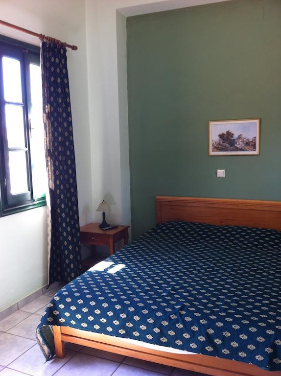 Zannikos Rooms Ermupoli Pokoj fotografie
